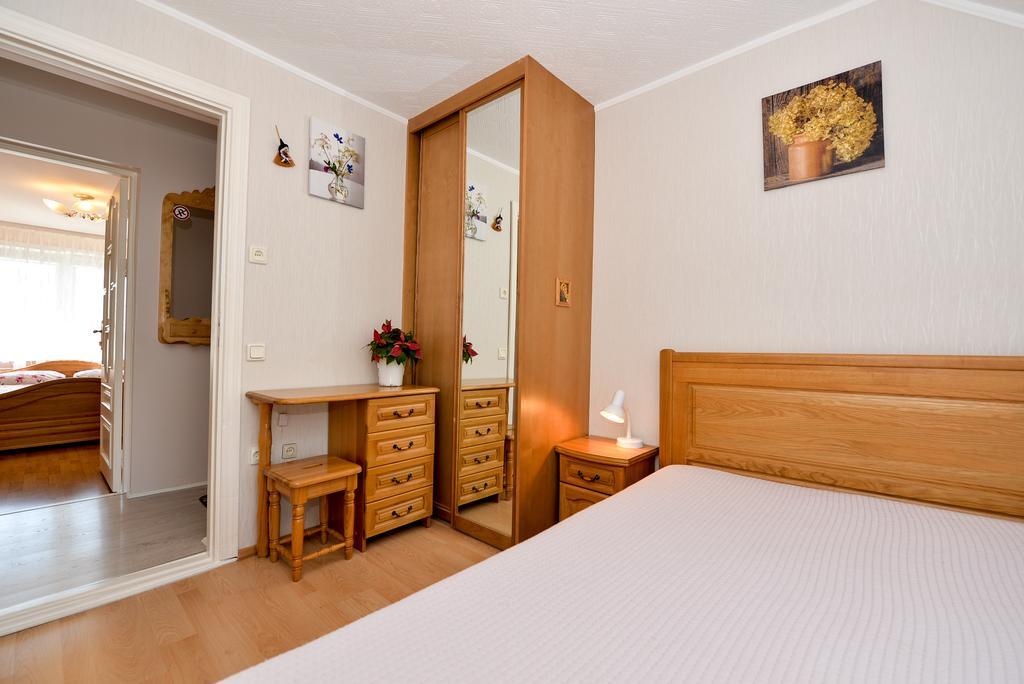 Guesthouse "Nakvyne Pas Zveja" Nagliu Street Nida Exteriér fotografie